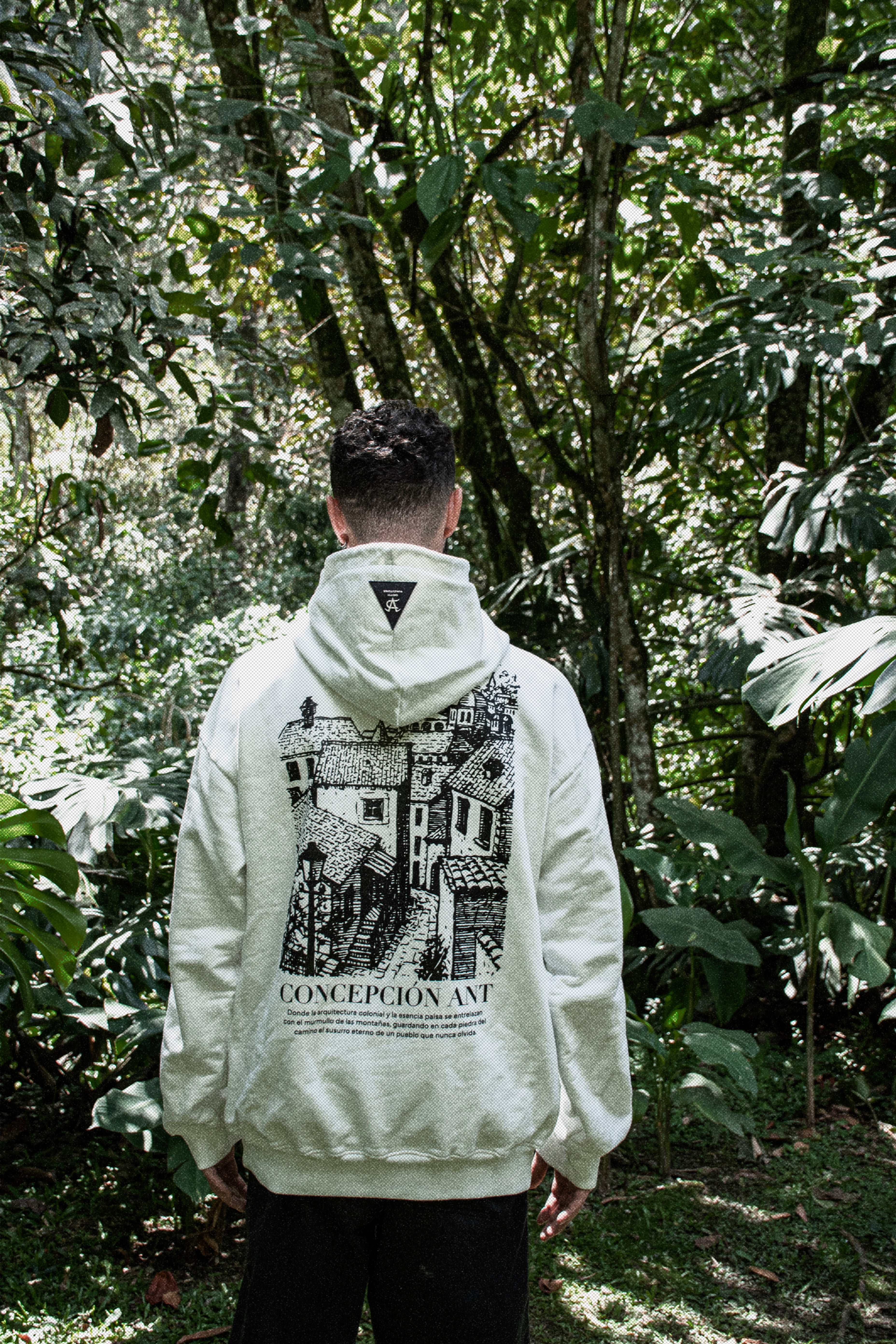 Hoodie “Concepción — Raíz & Recuerdo”